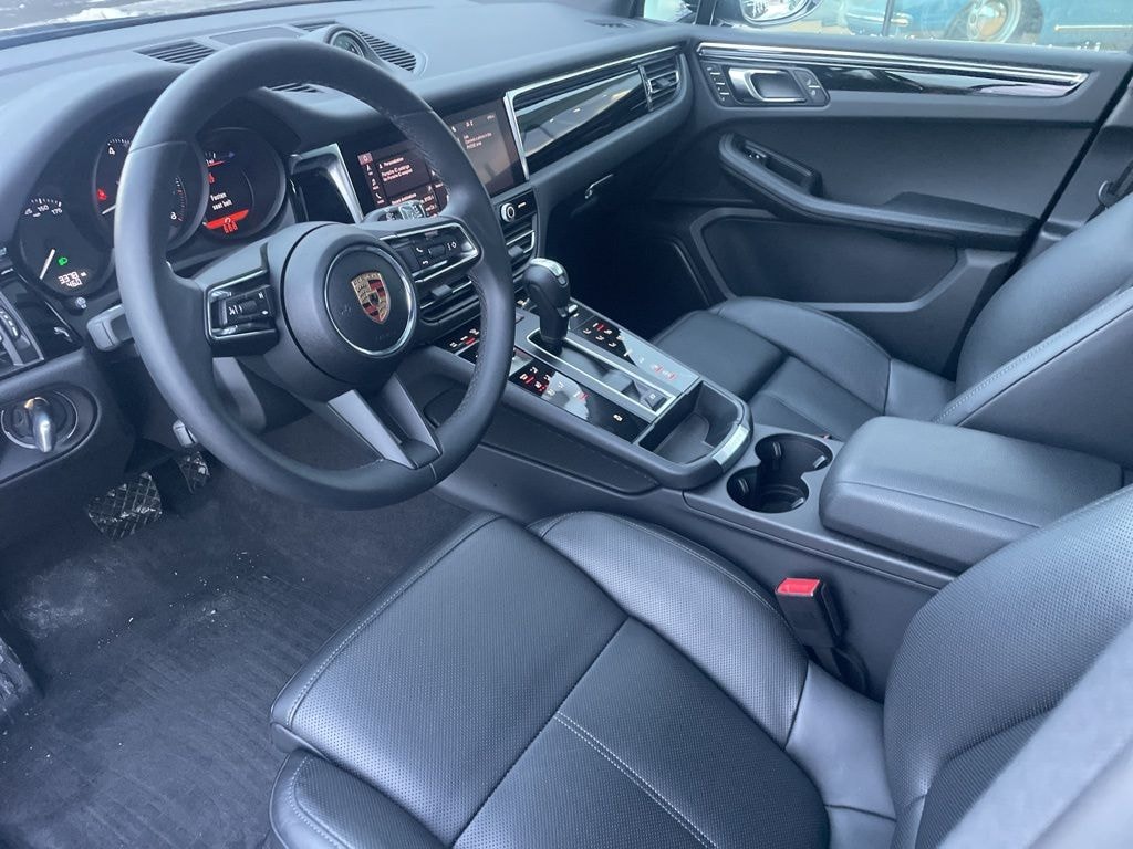 Certified 2025 Porsche Macan SUV