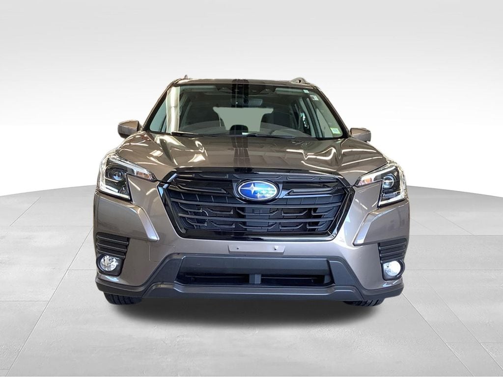 Used 2023 Subaru Forester Premium SUV