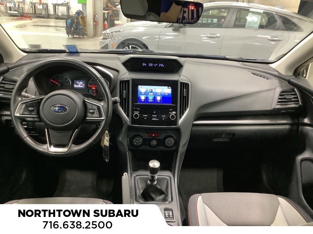 2019 Subaru Crosstrek 2.0i Premium photo 2