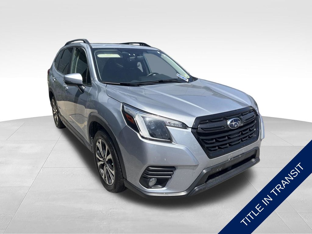 2022 Subaru Forester Limited's photo