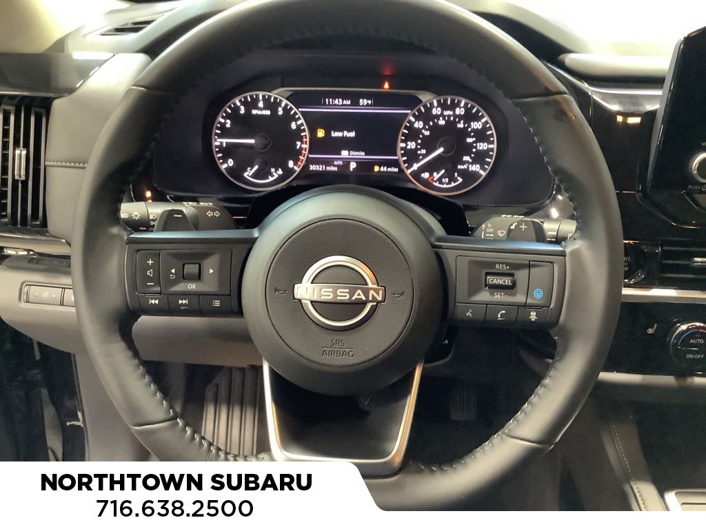 2025 Nissan Pathfinder SV photo 3