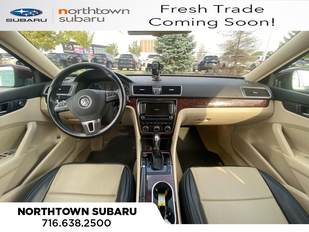 2013 Volkswagen Passat TDI SEL Premium photo 3