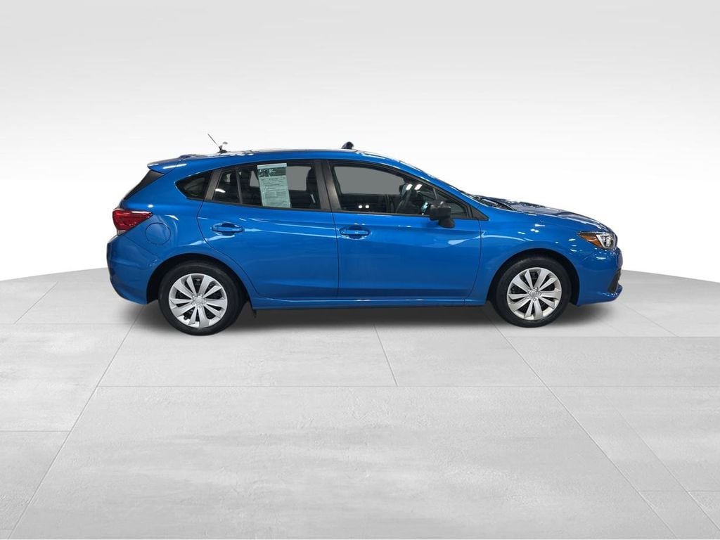 2023 Subaru Impreza Base photo 4