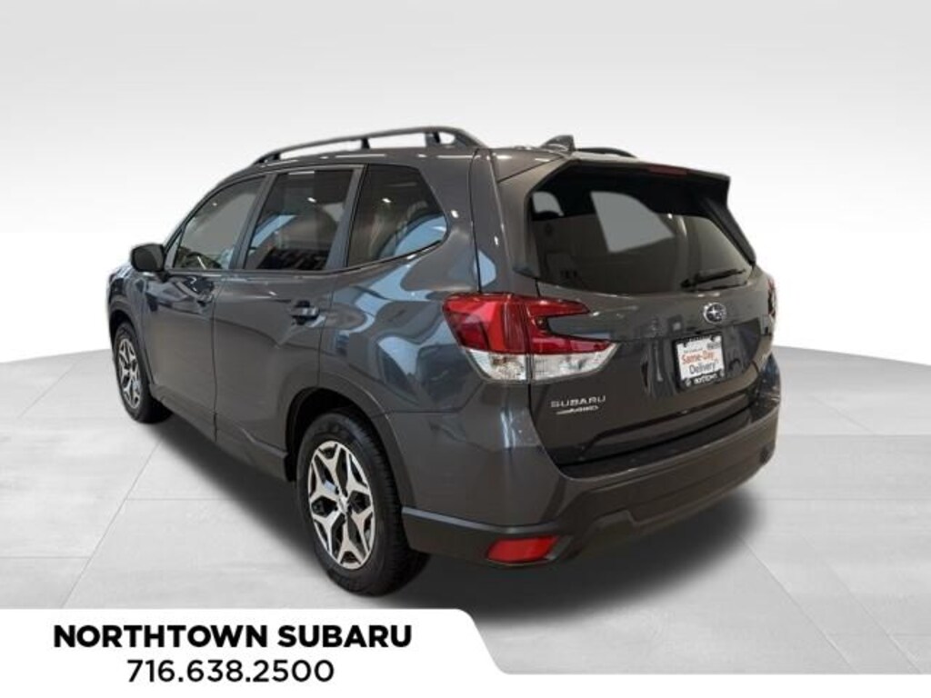 Used 2023 Subaru Forester Premium SUV