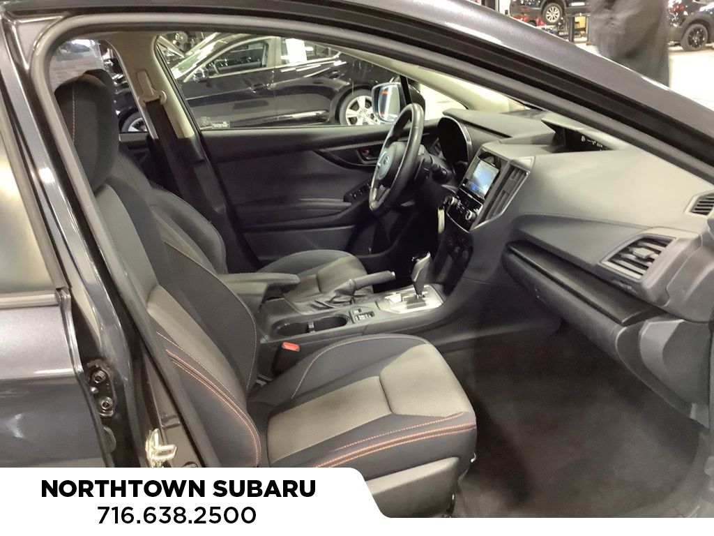 2018 Subaru Crosstrek 2.0i Premium photo 3