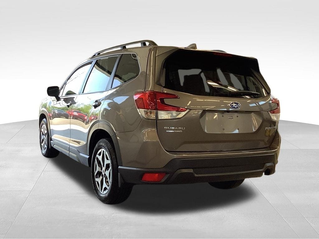 Used 2023 Subaru Forester Premium SUV