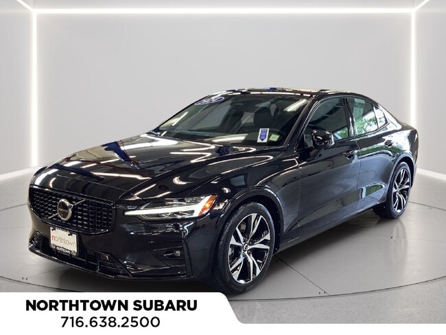 2024 Volvo S60 B5 Plus Dark Theme Sedan