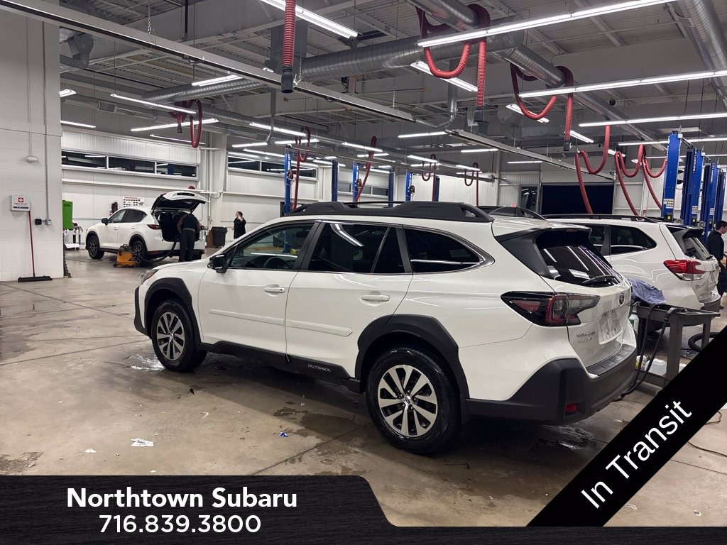 Used 2024 Subaru Outback Premium SUV
