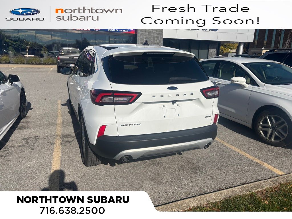 2023 Ford Escape Active photo 3