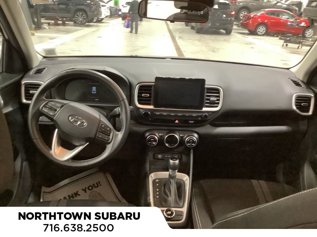 Used 2023 Hyundai Venue SEL SUV