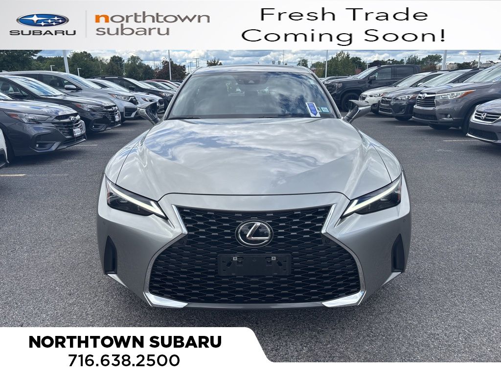 2023 Lexus IS 300 photo 2