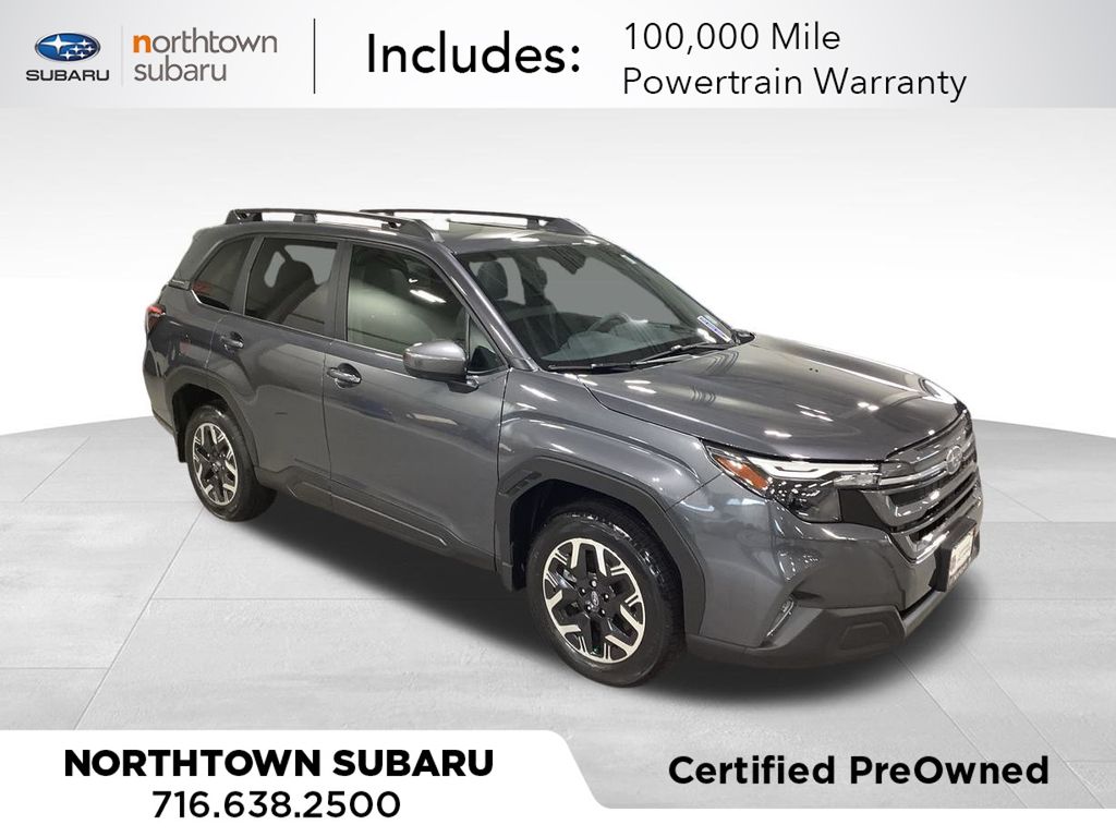2025 Subaru Forester Premium's photo