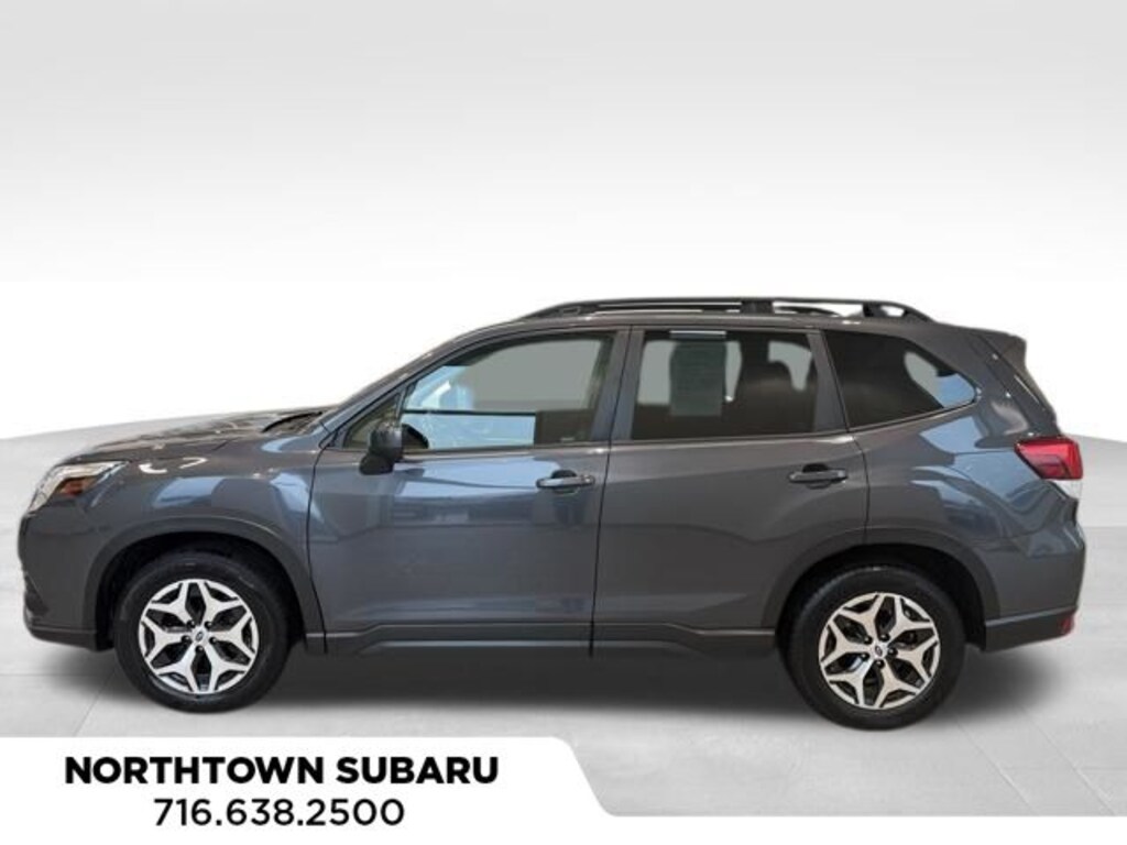 Used 2023 Subaru Forester Premium SUV
