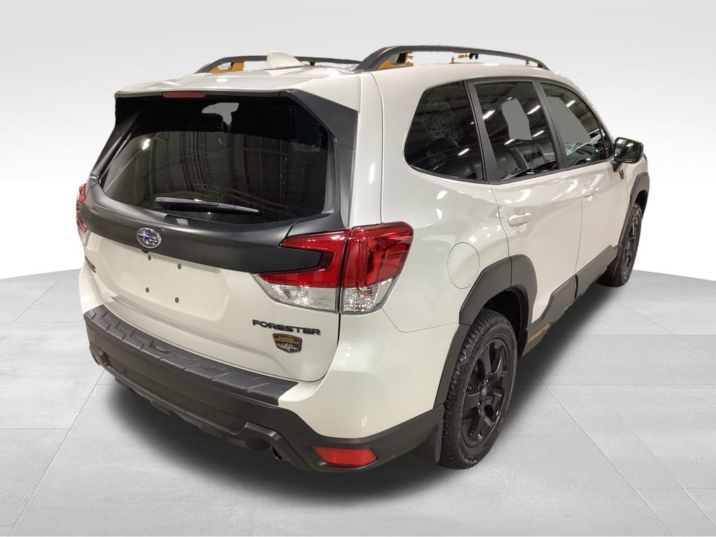 2022 Subaru Forester Wilderness photo 2