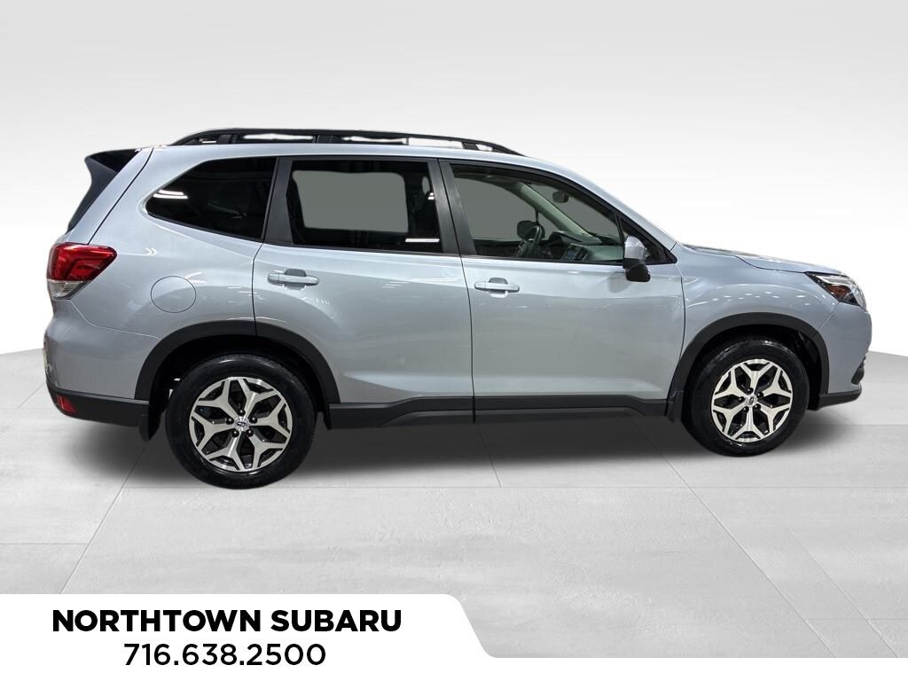 Used 2024 Subaru Forester Premium SUV
