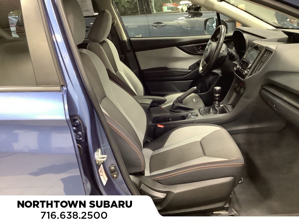 2019 Subaru Crosstrek 2.0i Premium photo 3