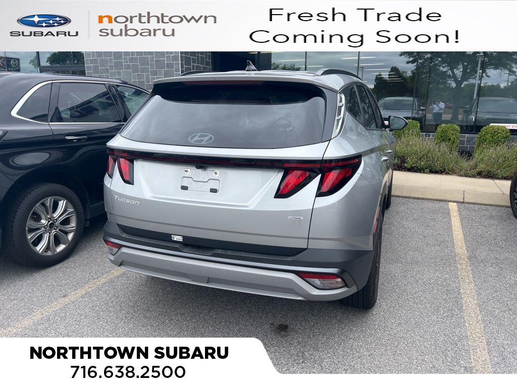 2025 Hyundai Tucson SEL photo 3