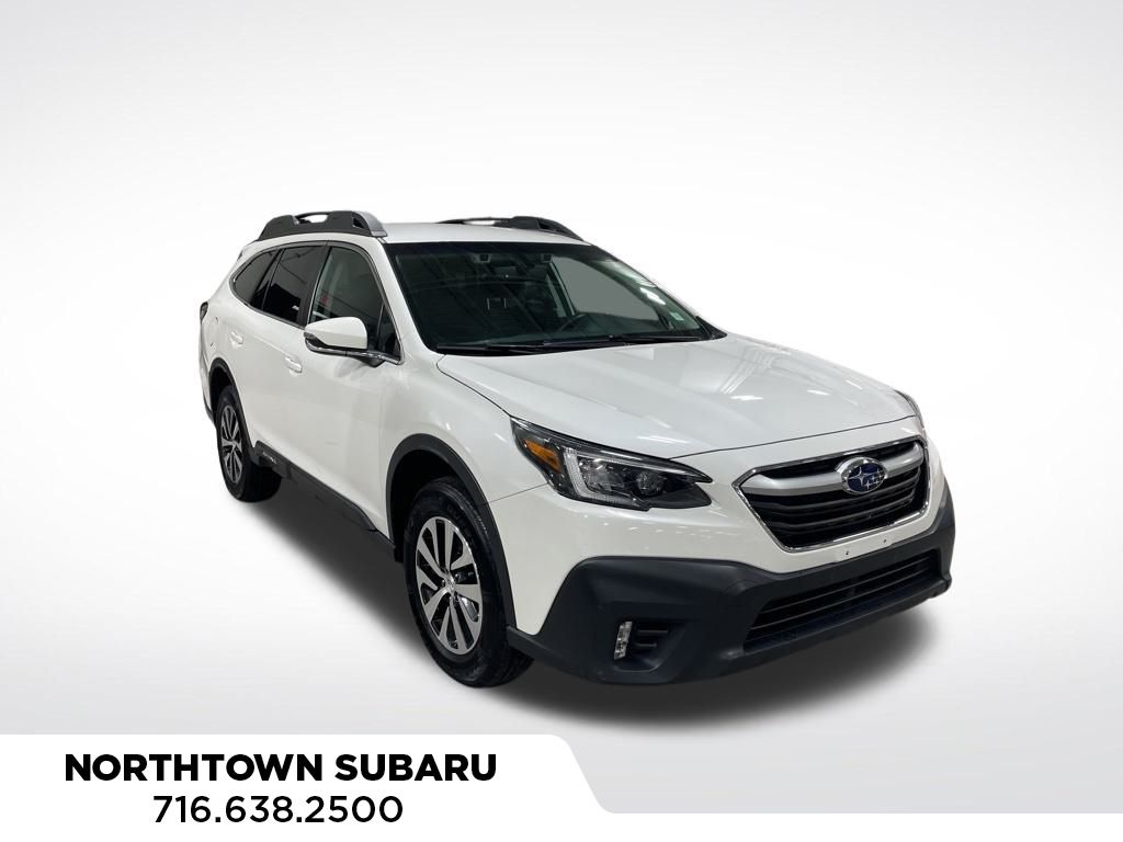 2022 Subaru Outback Premium's photo