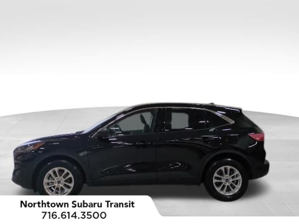 Used 2022 Ford Escape Hybrid SE SUV