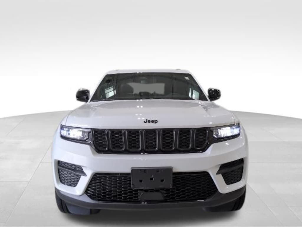 Used 2023 Jeep Grand Cherokee Altitude X SUV