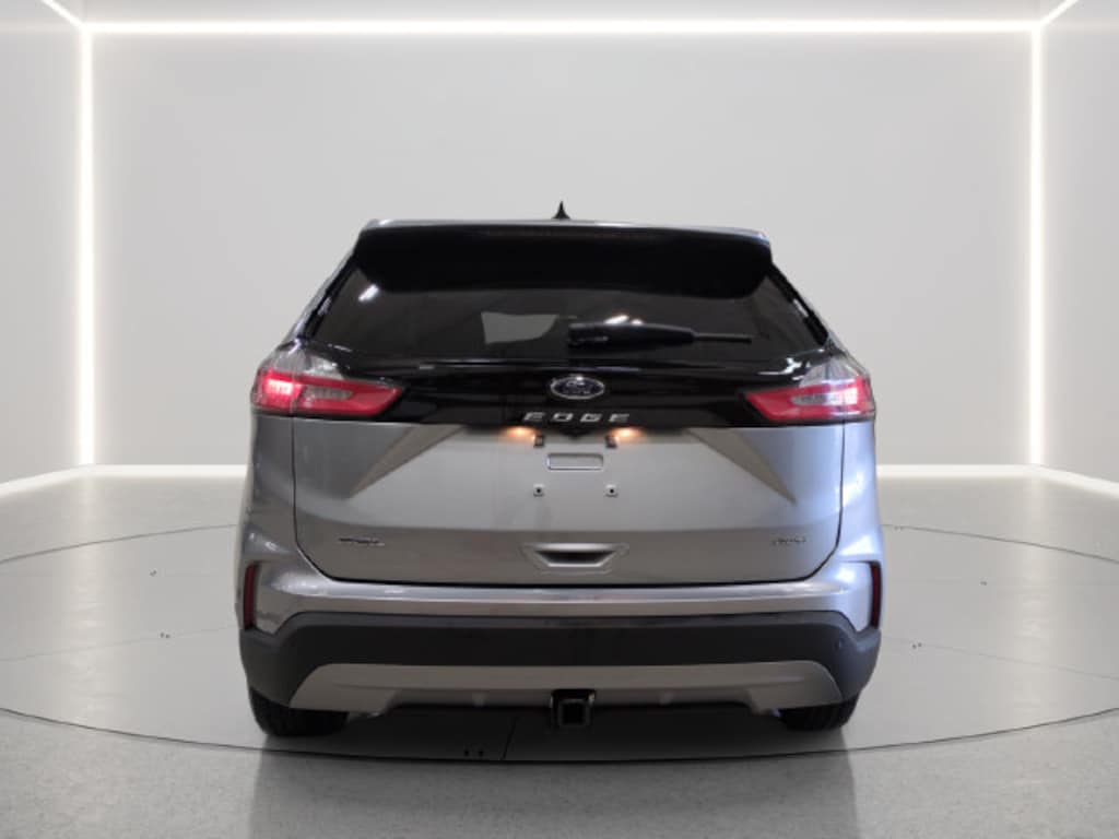 Used 2024 Ford Edge SEL SUV