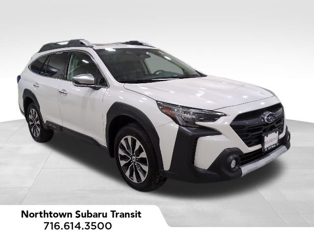 2023 Subaru Outback Touring's photo