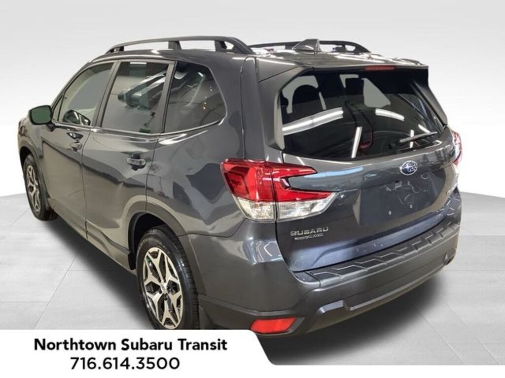 Used 2023 Subaru Forester Premium SUV