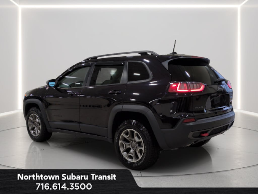 Used 2021 Jeep Cherokee Trailhawk SUV