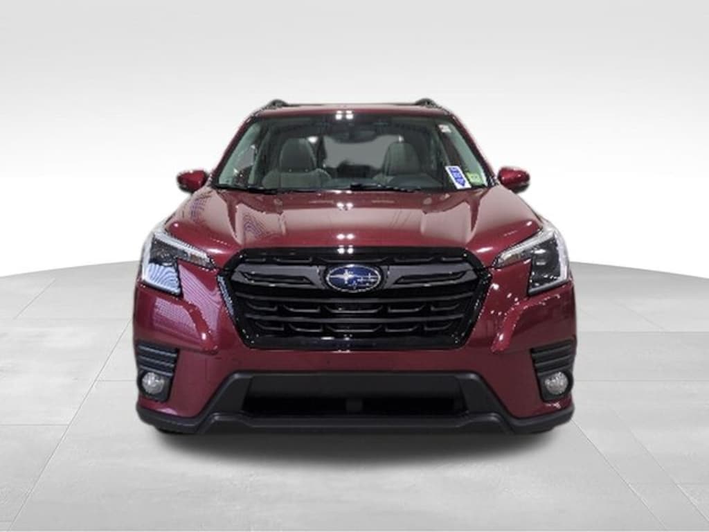 Used 2023 Subaru Forester Limited SUV