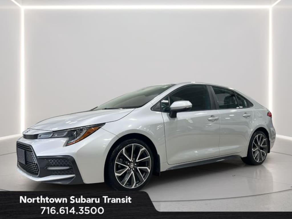 Used 2020 Toyota Corolla SE Sedan