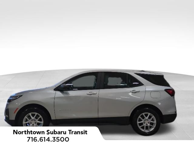 Used 2022 Chevrolet Equinox LS with VIN 3GNAXHEV3NS166877 for sale in Depew, NY