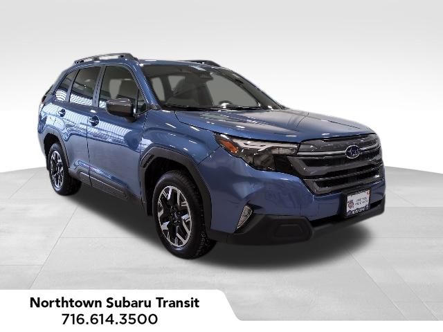 2025 Subaru Forester Premium's photo