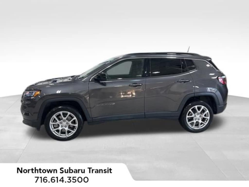 Used 2023 Jeep Compass Latitude Lux SUV