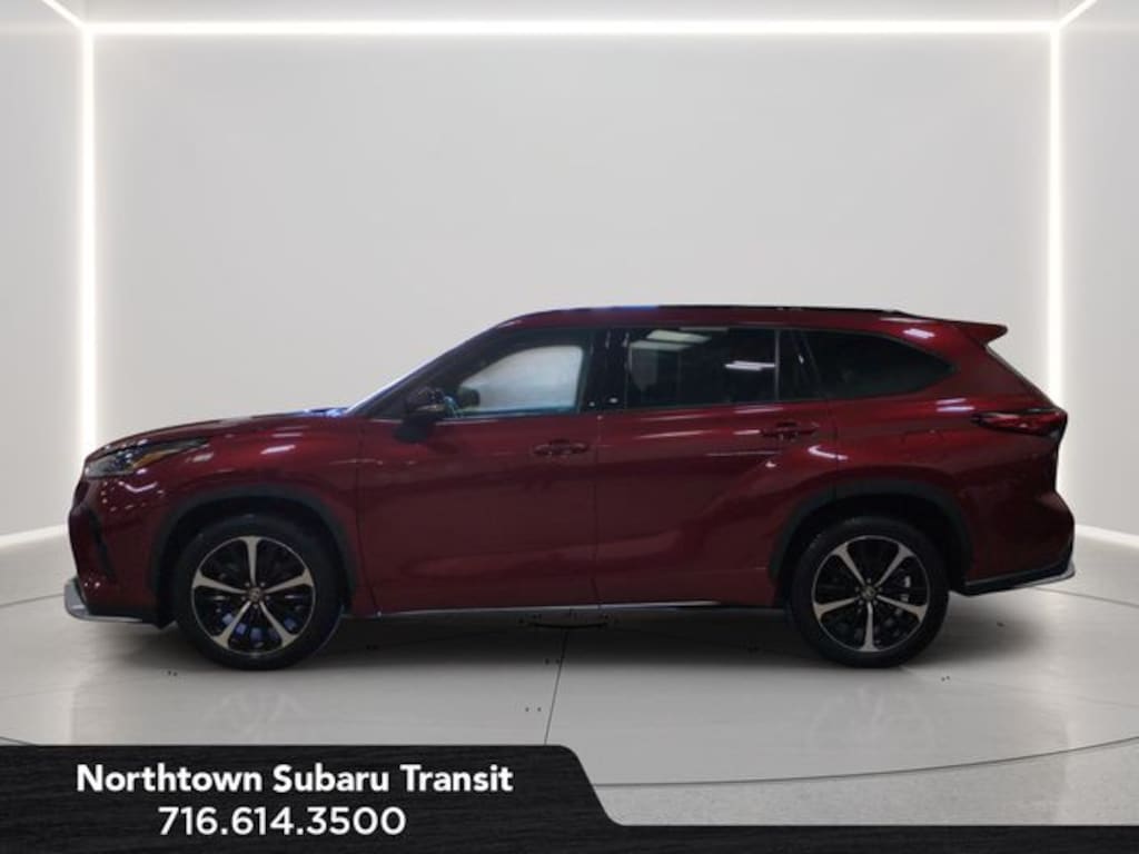 Used 2021 Toyota Highlander XSE SUV