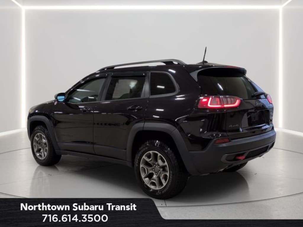 Used 2021 Jeep Cherokee Trailhawk SUV
