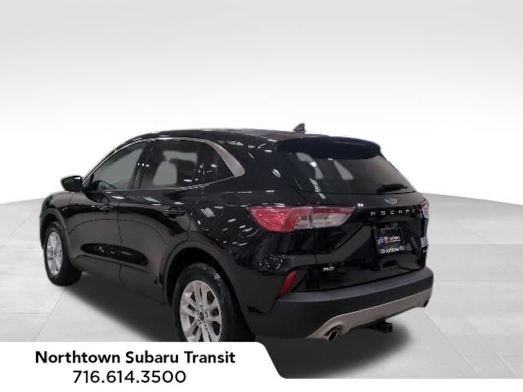 Used 2022 Ford Escape Hybrid SE SUV