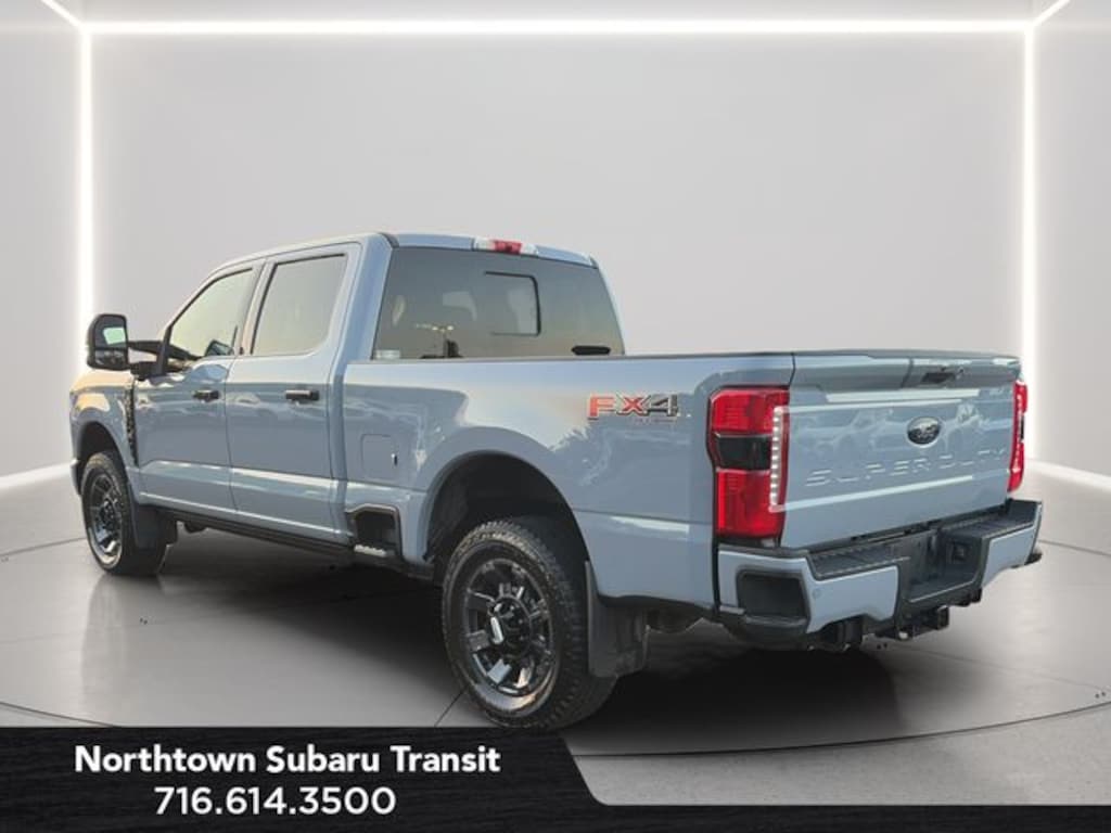 Used 2024 Ford F-250SD Lariat Truck