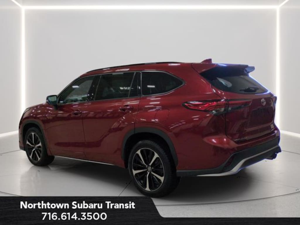 Used 2021 Toyota Highlander XSE SUV
