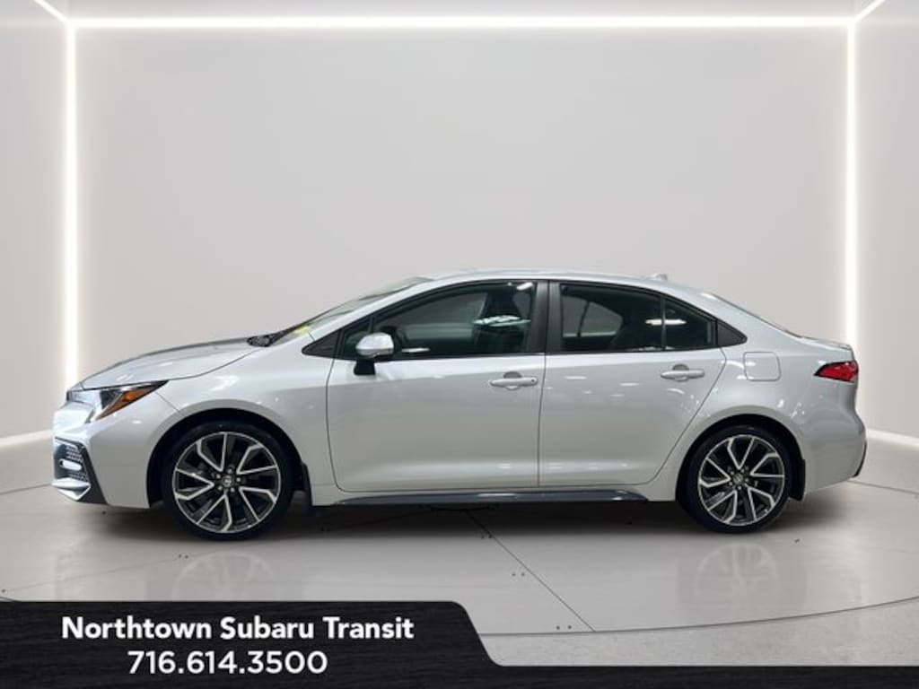 Used 2020 Toyota Corolla SE Sedan