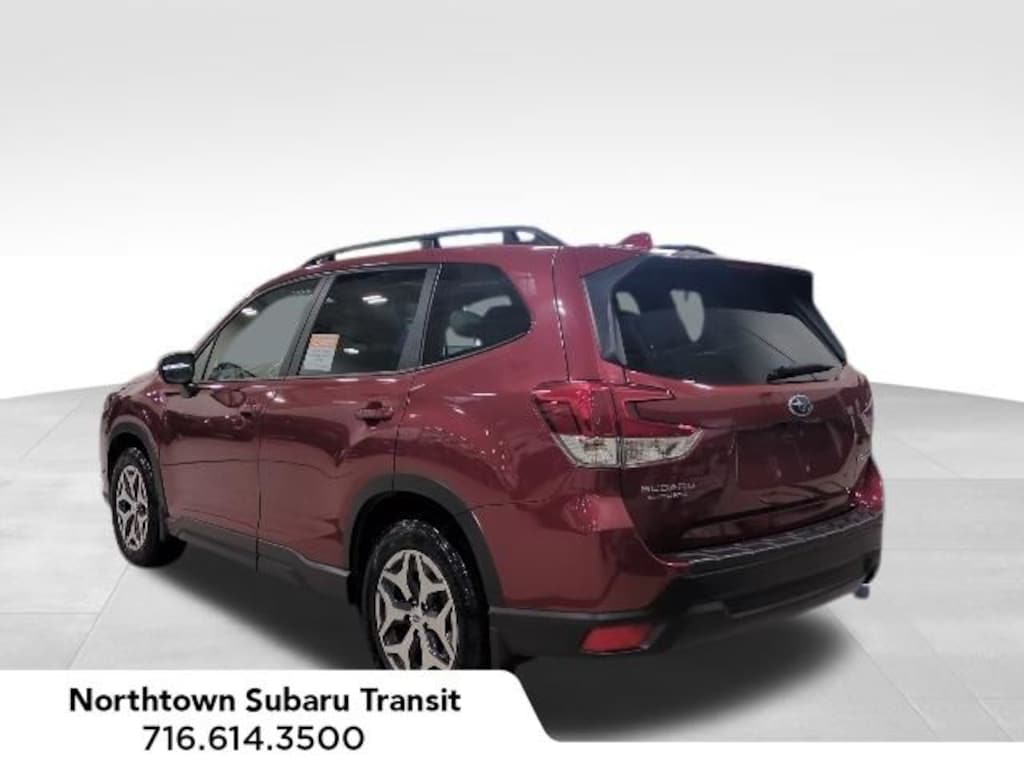 Used 2023 Subaru Forester Premium SUV