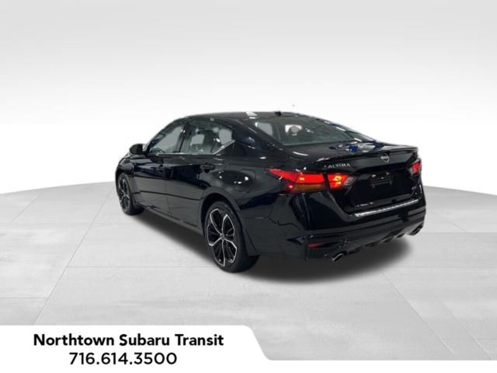 Used 2023 Nissan Altima 2.5 SR Sedan