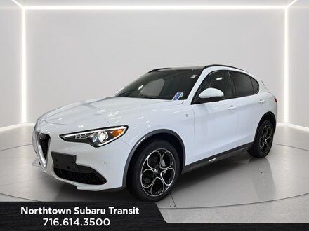 2023 Alfa Romeo Stelvio Ti SUV