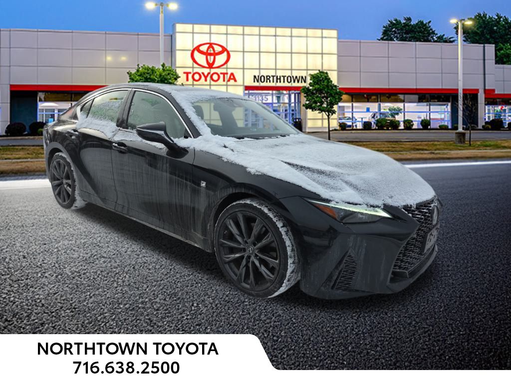 2022 Lexus IS 350 F SPORT's photo