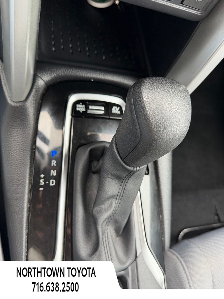 2024 Toyota Corolla Cross S - Photo 19