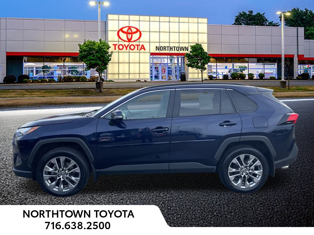 2024 Toyota RAV4 XLE Premium photo 2
