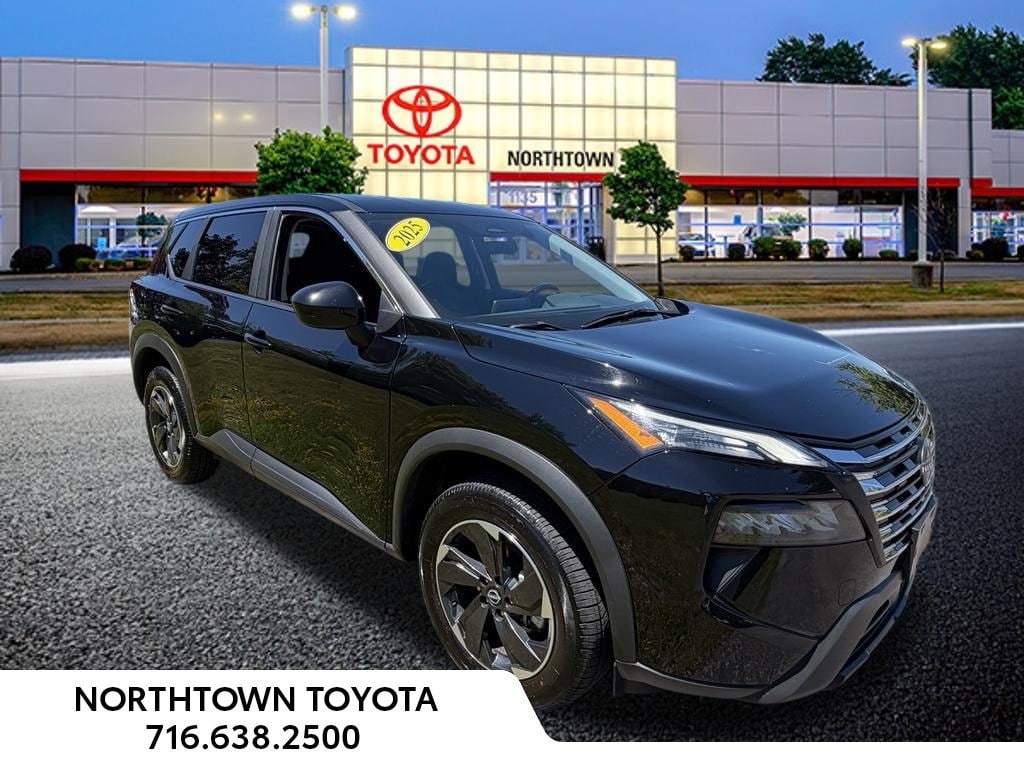 Used 2025 Nissan Rogue SV SUV