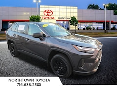 2023 Toyota RAV4 LE SUV