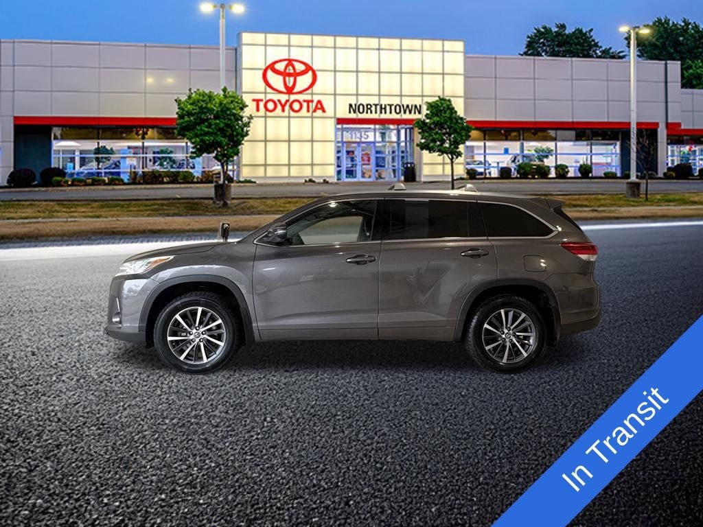 Used 2018 Toyota Highlander XLE SUV