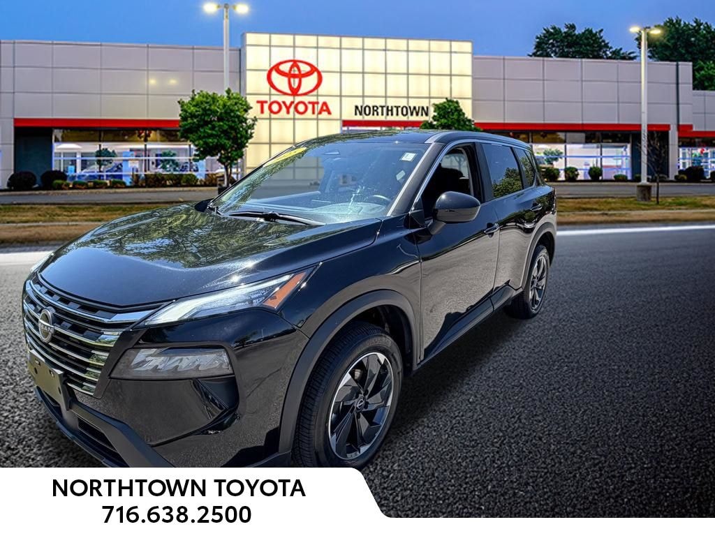 Used 2025 Nissan Rogue SV SUV