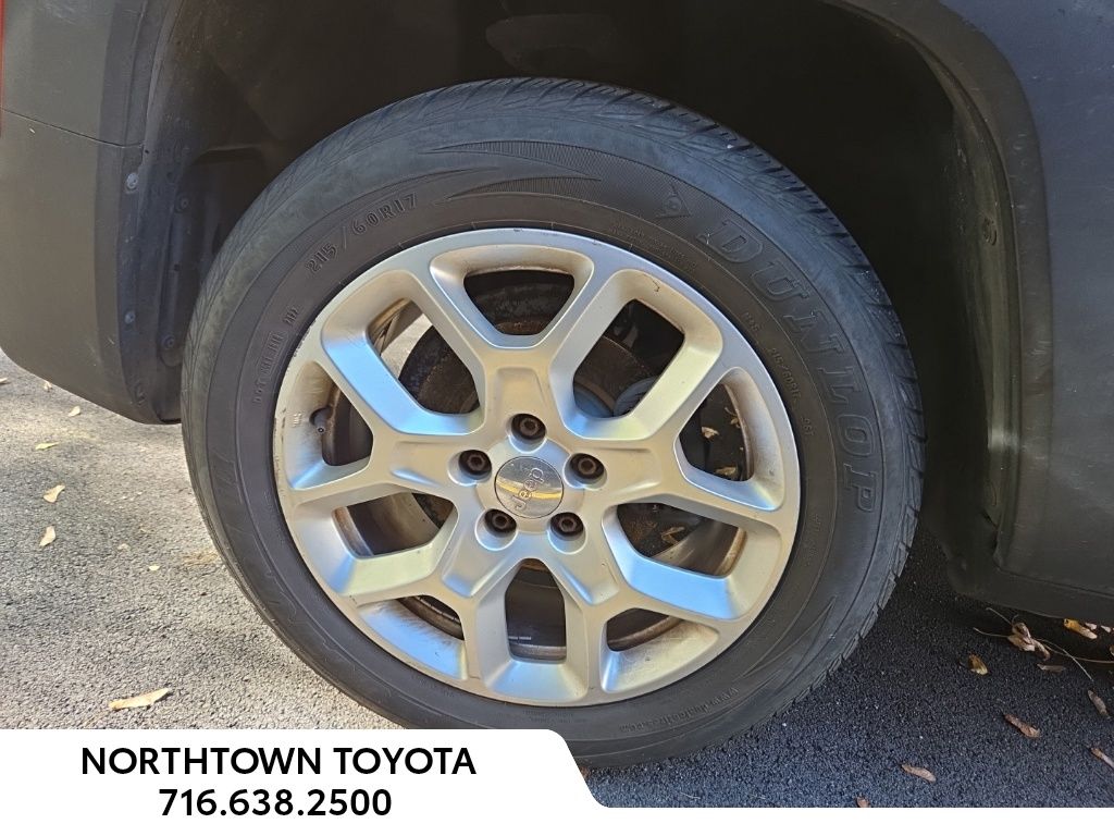 2015 Jeep Renegade Latitude photo 4